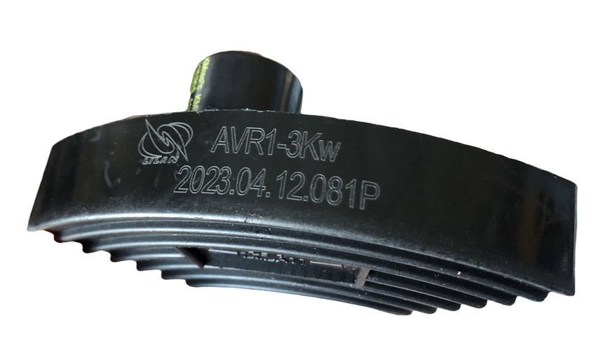 Регулятор напруги АВР PREMIUM AVR (шоколадка) півмісяць для генератора 2кВт-3.5кВт 220мкф 250V 6127 фото